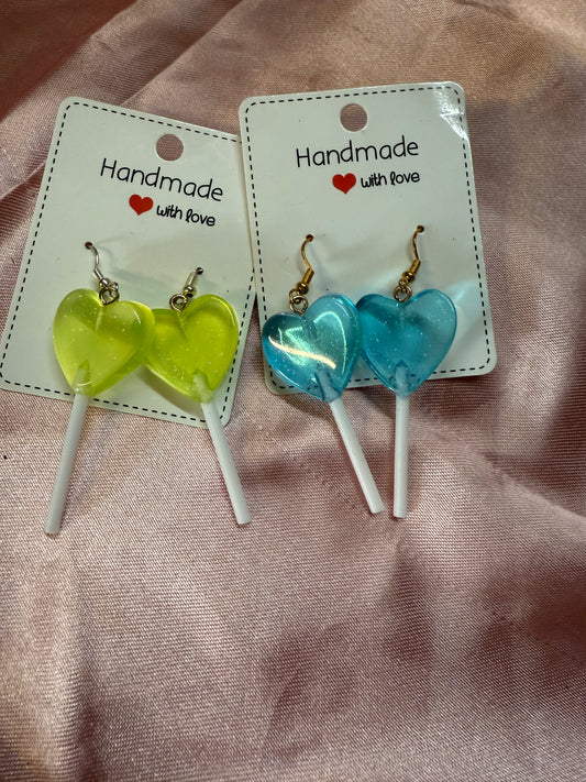 Heart lollipop ear ring